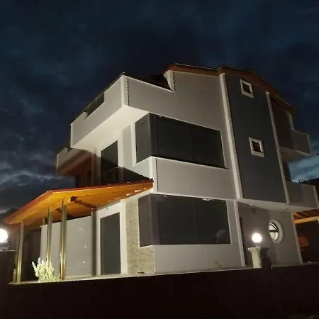 Triplex Summer House, New Building Dikili