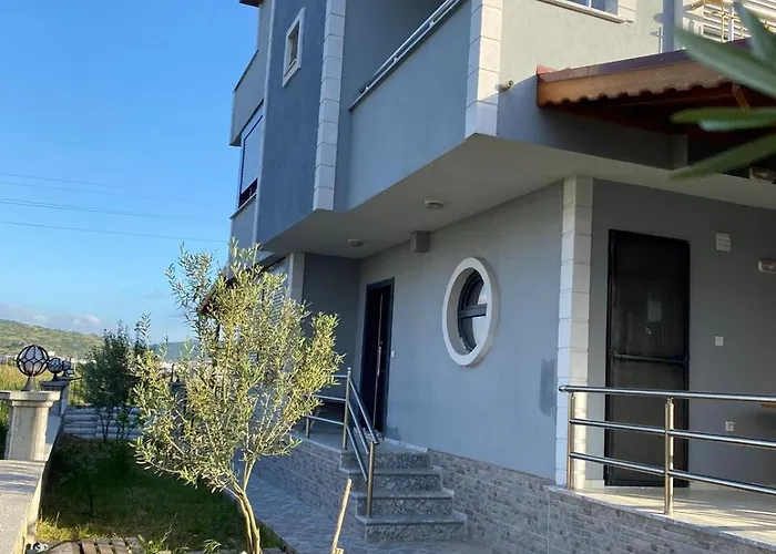 Triplex Summer House, New Building Casa de Férias *